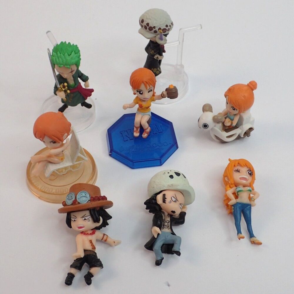 One Piece Anime Series Show Assorted Lot of 8 Small Figures